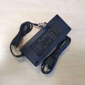 Akulaadija ULTRON T103 (54,6V/2A)-48V